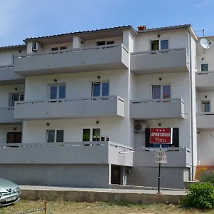 foglaljon itt